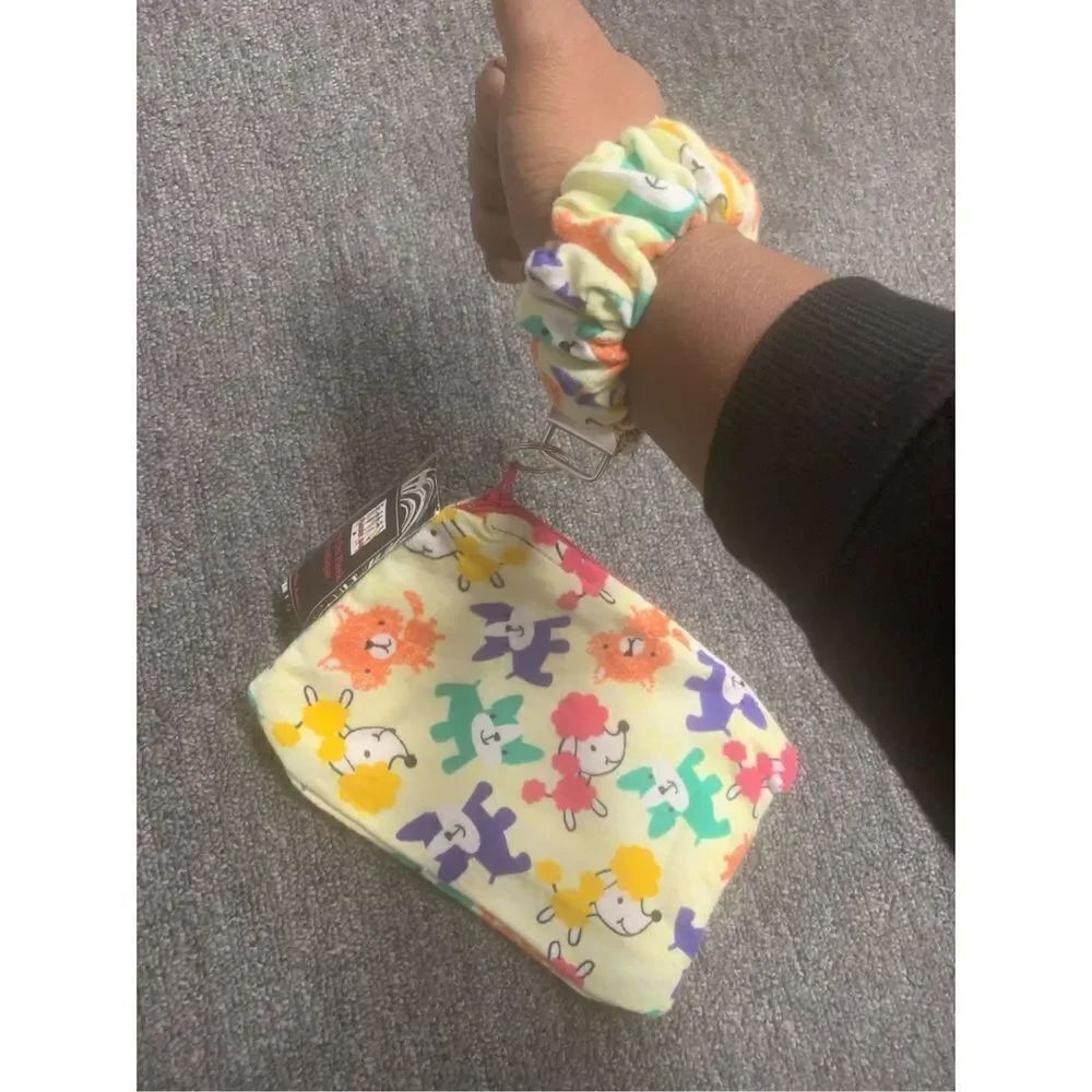 Handmade Scrunchie Keychain Wristlet Set - Picture 5 of 6